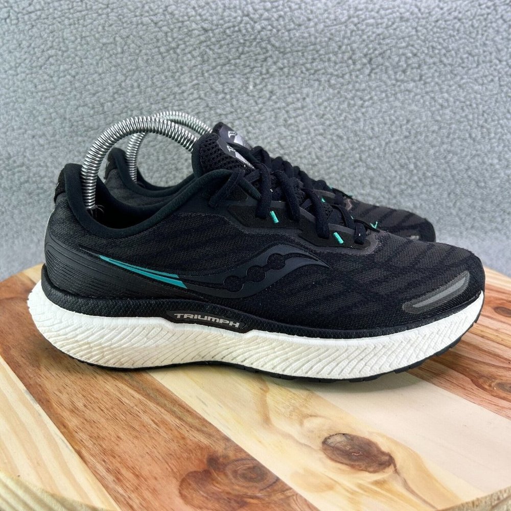 Saucony Triumph 19 Women's Sz 8 Black White Running Shoes Sneakers